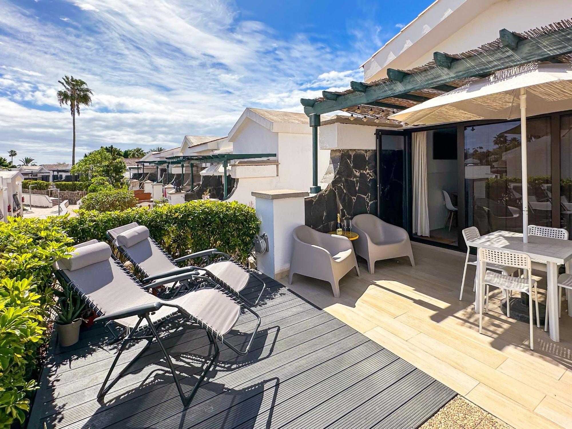 Relaxing Retreat In Maspalomas Lago - Fully Renovated Bungalow Exterior photo